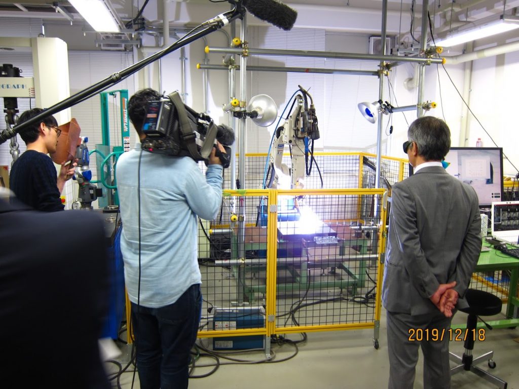 テレビ出演 ： 柴原正和准教授がNHK総合「ニュースほっと関西」に出演しました。
